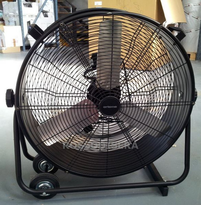 Professional fan - small size rental in Milan Italy